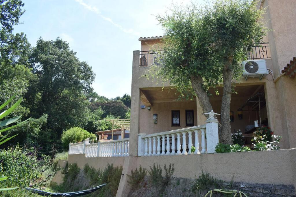Appartement Neuf Et Independant Dans Rez-De-Villa Vallauris Eksteriør bilde
