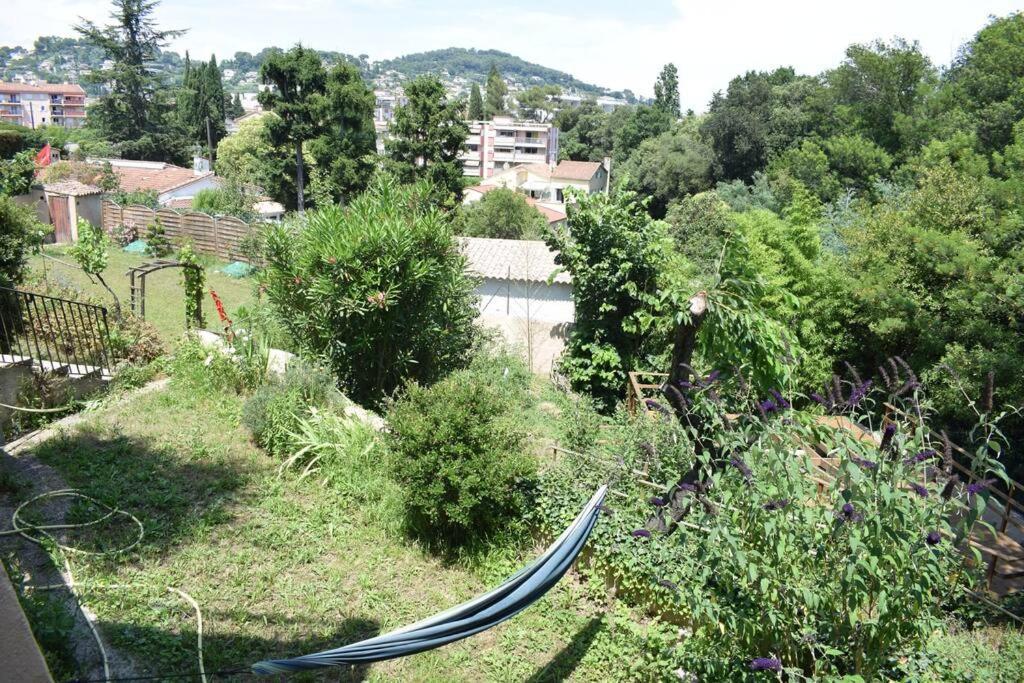 Appartement Neuf Et Independant Dans Rez-De-Villa Vallauris Eksteriør bilde